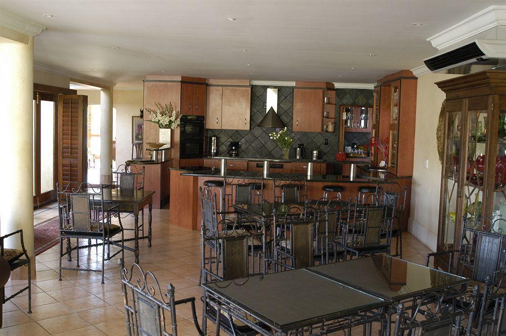 Villa Tuscana By Mantis Port Elizabeth Exterior photo