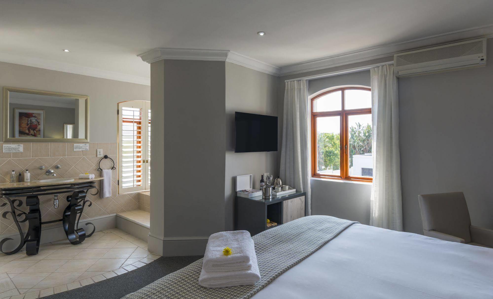 Villa Tuscana By Mantis Port Elizabeth Exterior photo